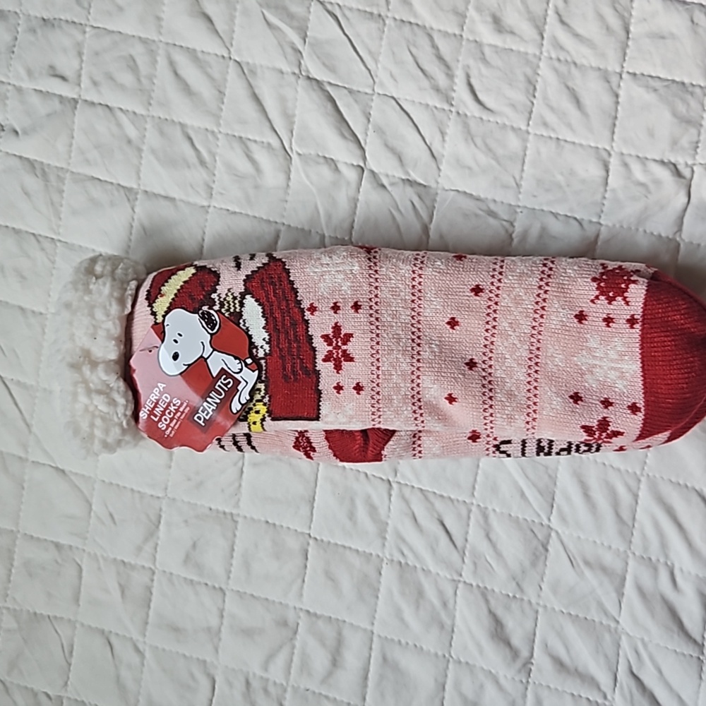 Peanuts sherpa lined socks